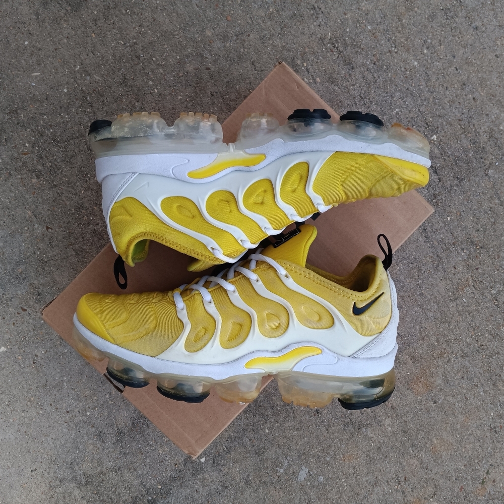 2019 Nike Air VaporMax Plus 'Sunshine Yellow' 7Y (8½W)